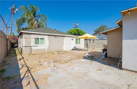 Tiny photo for 6922 Eton Avenue, Canoga Park, CA 91303 (MLS # SB25207602)