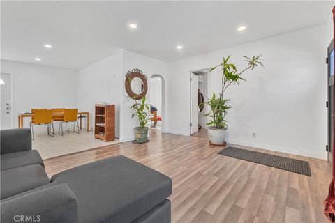 Tiny photo for 6922 Eton Avenue, Canoga Park, CA 91303 (MLS # SB25207602)