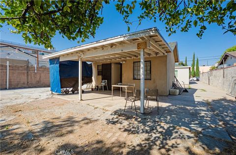 Tiny photo for 6922 Eton Avenue, Canoga Park, CA 91303 (MLS # SB25207602)