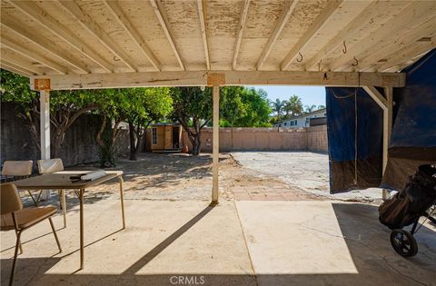 Tiny photo for 6922 Eton Avenue, Canoga Park, CA 91303 (MLS # SB25207602)