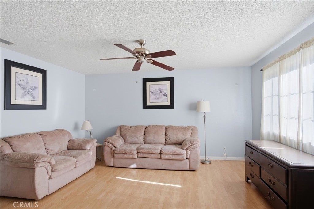 3125 N Parsons