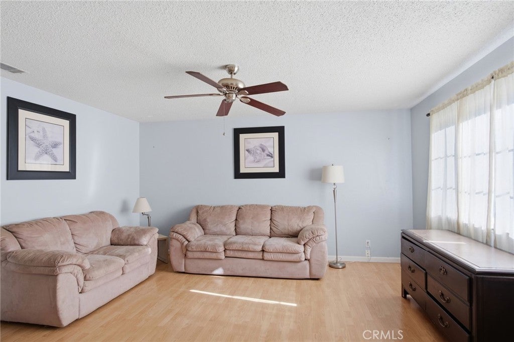 3125 N Parsons