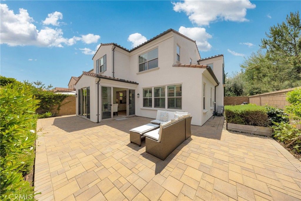 listing image 130729370641646474203