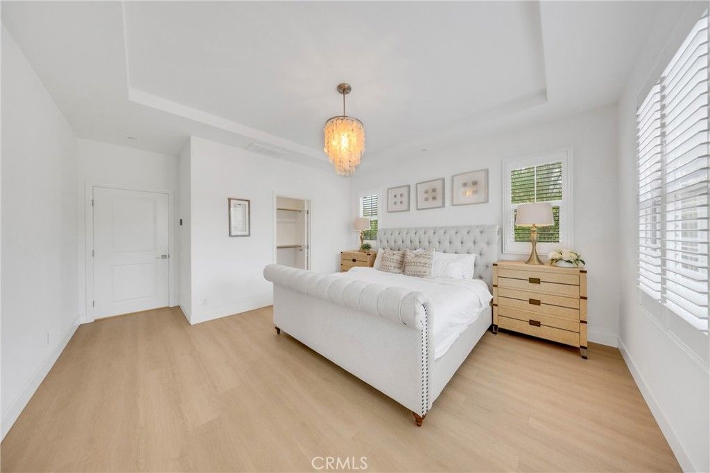 listing image 130721523438363137309
