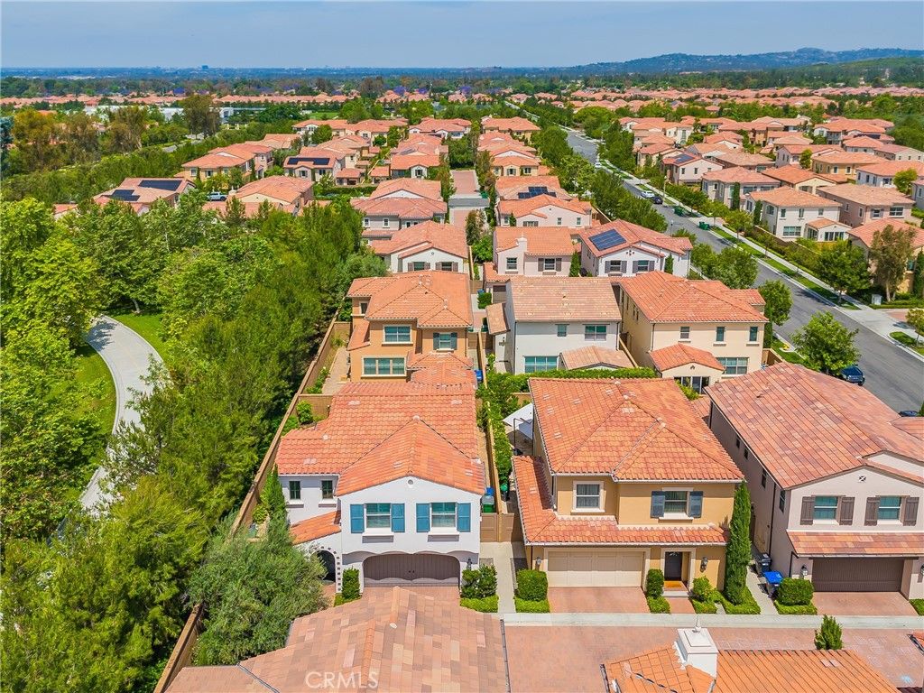 listing image 130720902121082396197