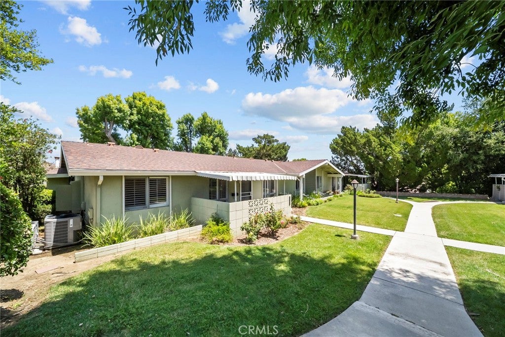 19157 Avenue Of The Oaks A