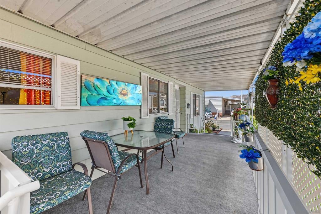 2280 E Valley Parkway 122