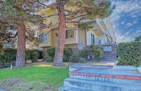 Photo of 151 Bonita Street #B, Arcadia, CA 91006 (MLS # CV26146254)