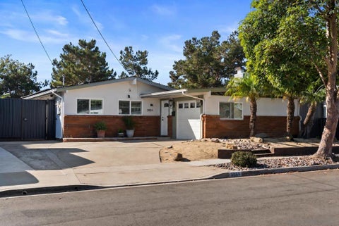 Property photo of 3884 Mount Abraham, San Diego, CA 92111