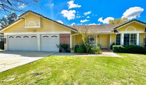 Photo of 10625 Aster Leaf Ln, Moreno Valley, CA 92557 (MLS # PW26059030)