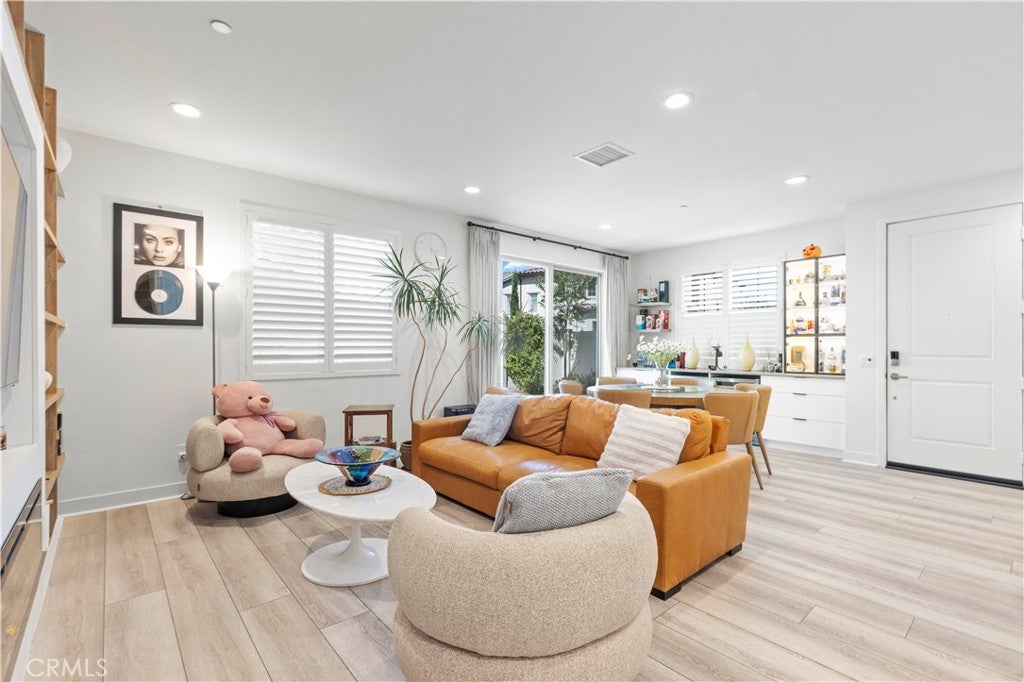 8615 Mission Villa dr