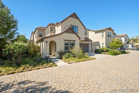 Photo of 683 Grant Ct Ct, Vista, CA 92083 (MLS # 260005061SD)