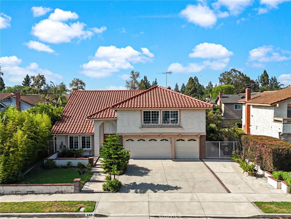 542 Dartmouth Drive