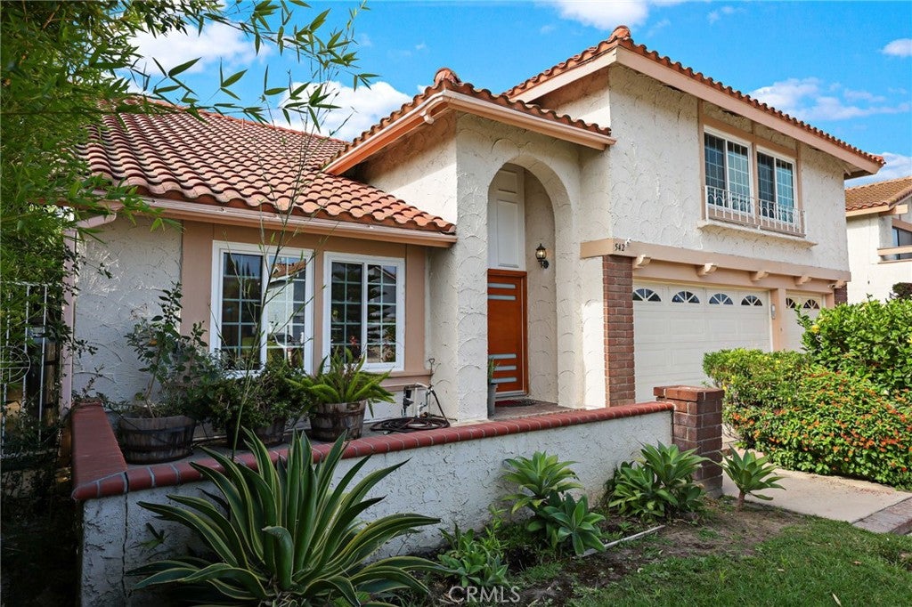 542 Dartmouth Drive