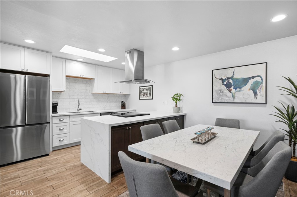 New World Condos (NW) - Residential