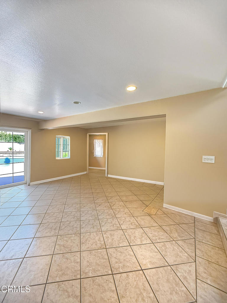 Lake Lindero-856 - Residential