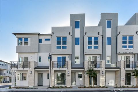 Photo of 1110 W Cara Dr Dr, Anaheim, CA 92805 (MLS # OC26047781)