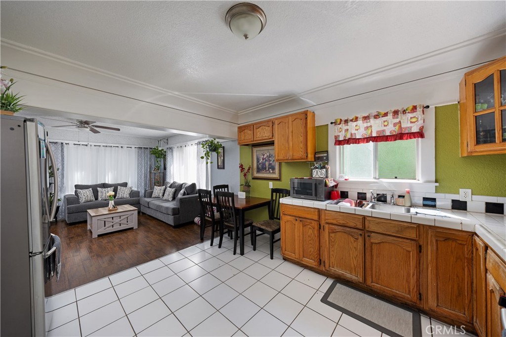 643 Elm Avenue