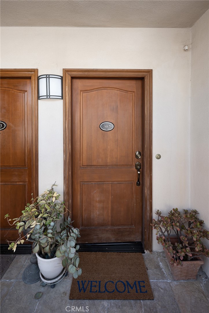 901 Deep Valley Drive 302