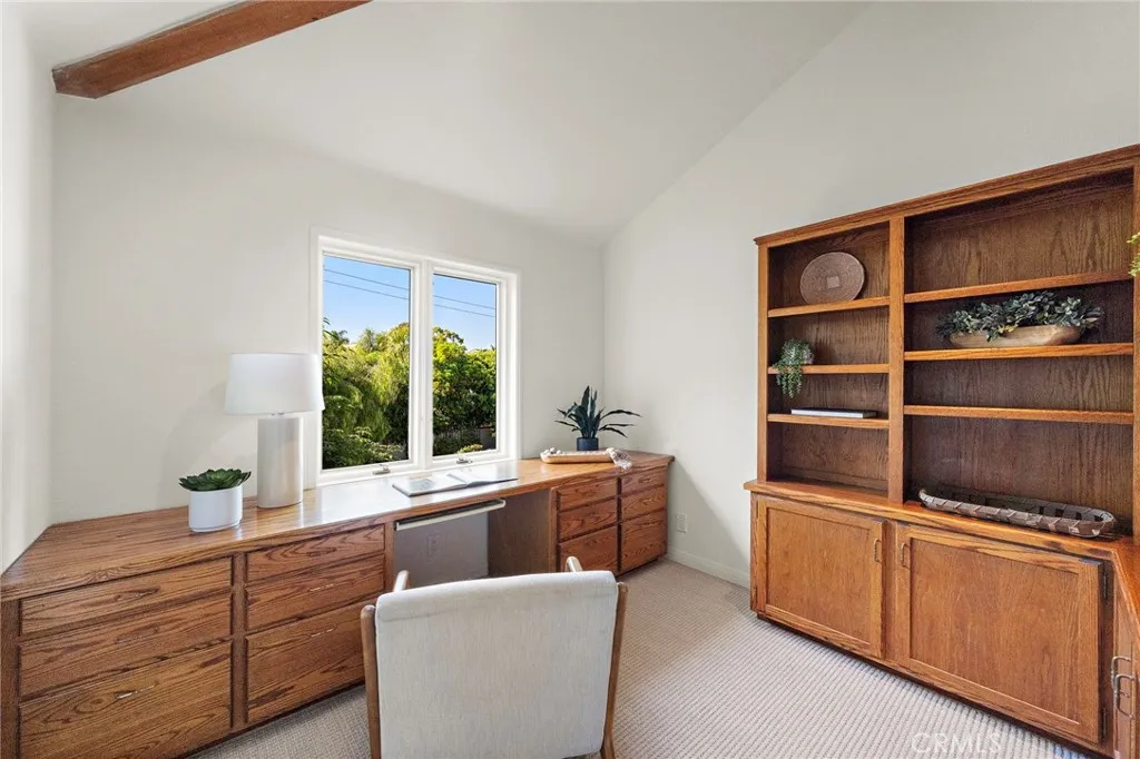 Newport Beach, California 92663, United States, 4 Bedrooms Bedrooms, ,4 BathroomsBathrooms,Residential,Active,160809