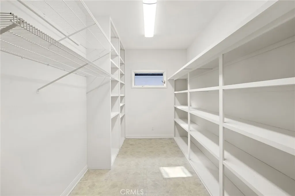 Newport Beach, California 92663, United States, 4 Bedrooms Bedrooms, ,4 BathroomsBathrooms,Residential,Active,160809