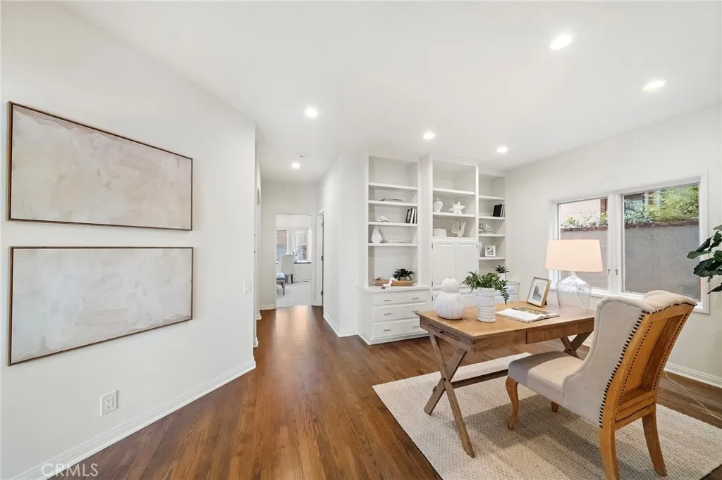 Newport Beach, California 92663, United States, 4 Bedrooms Bedrooms, ,4 BathroomsBathrooms,Residential,Active,160809