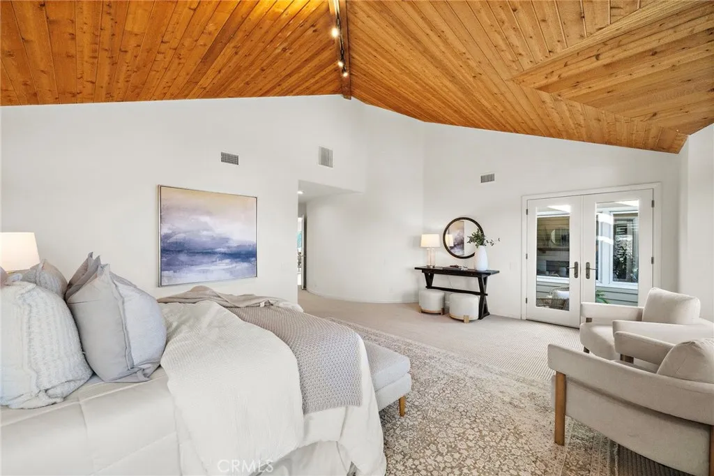 Newport Beach, California 92663, United States, 4 Bedrooms Bedrooms, ,4 BathroomsBathrooms,Residential,Active,160809