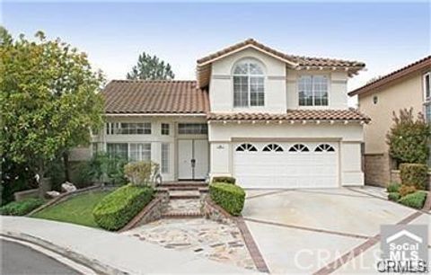 Photo of 39 Chickadee Lane, Aliso Viejo, CA 92656 (MLS # OC26134816)