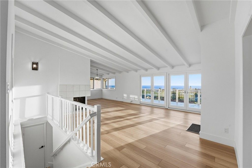 Photo of 424 Mendoza Terrace, Corona Del Mar, CA 92625 (MLS # OC26051287)