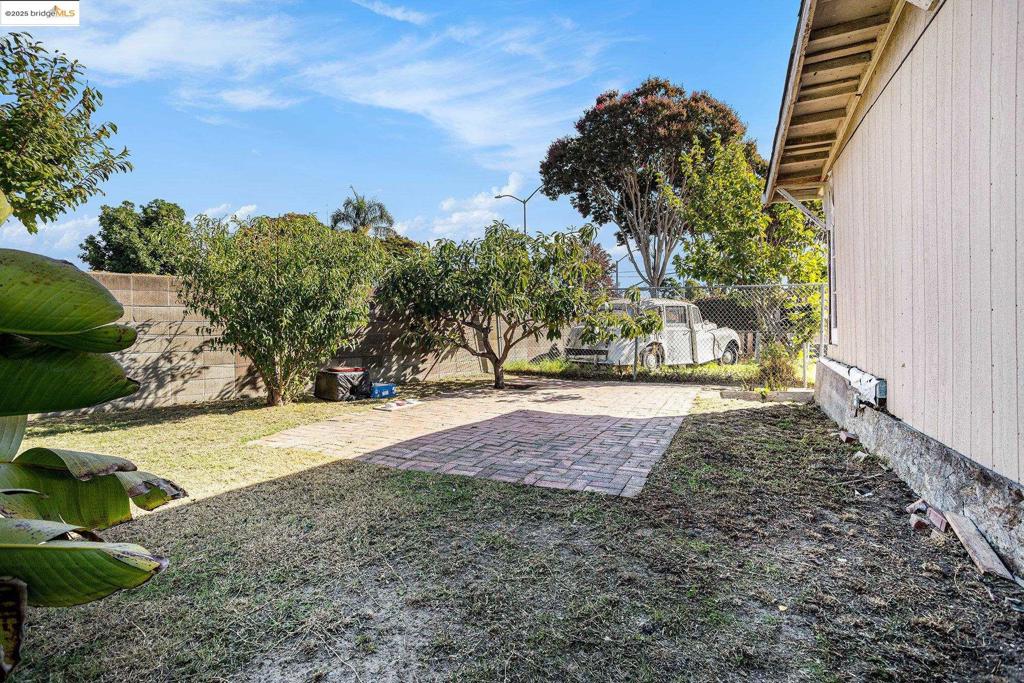 BURBANK - Residential