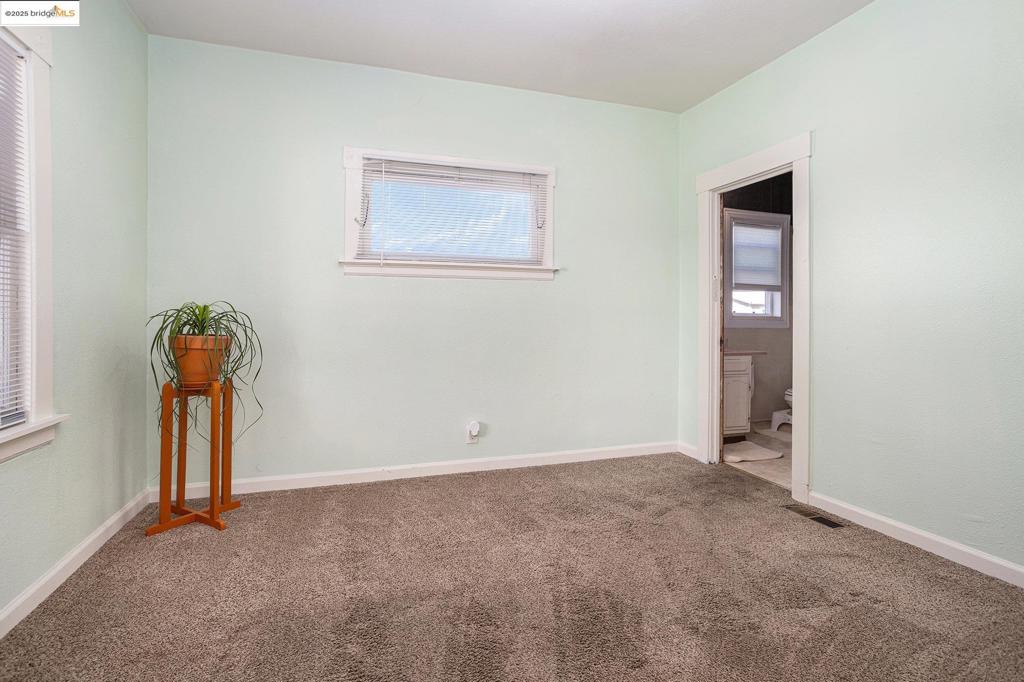 BURBANK - Residential