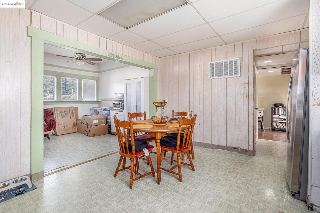 BURBANK - Residential