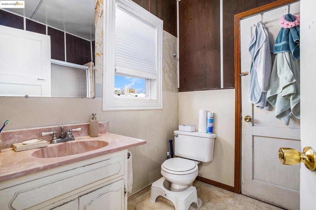 BURBANK - Residential