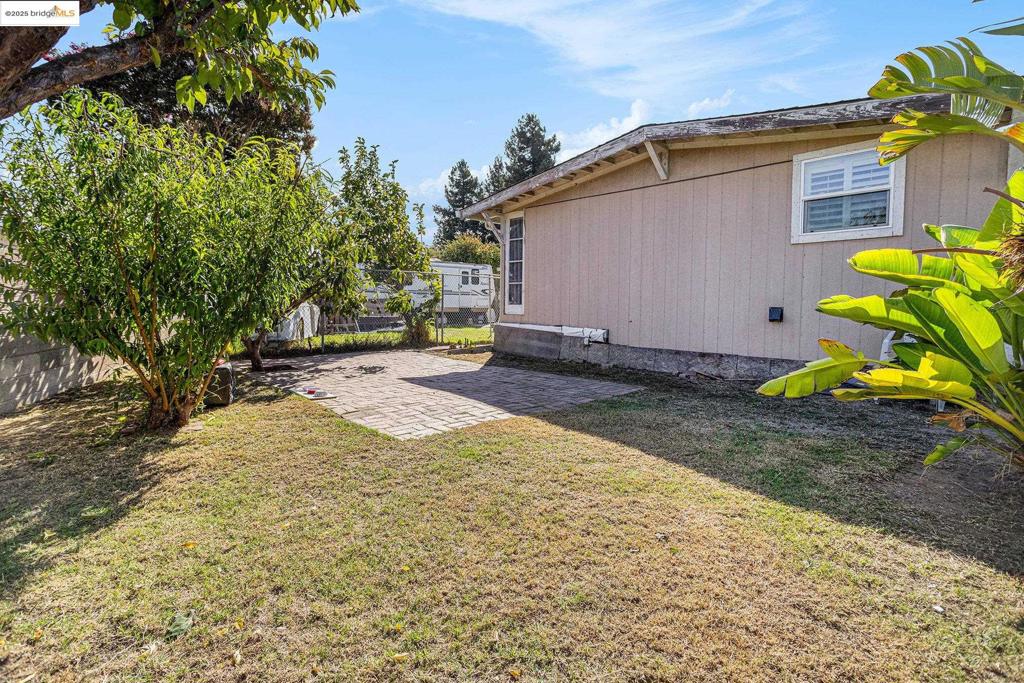 BURBANK - Residential