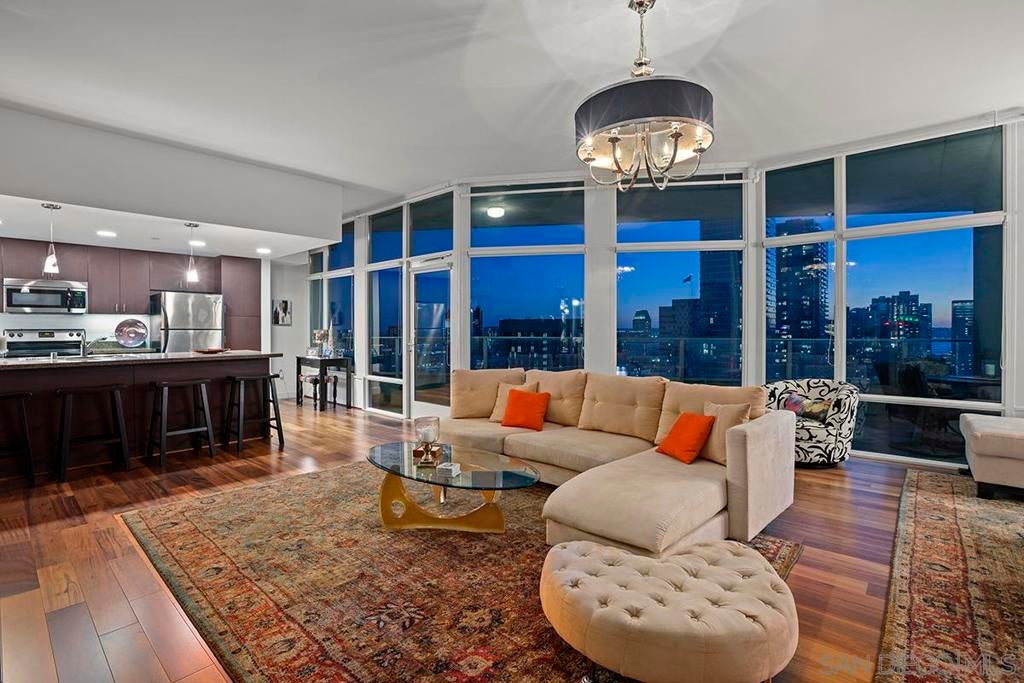 1080 Park Blvd 1802
