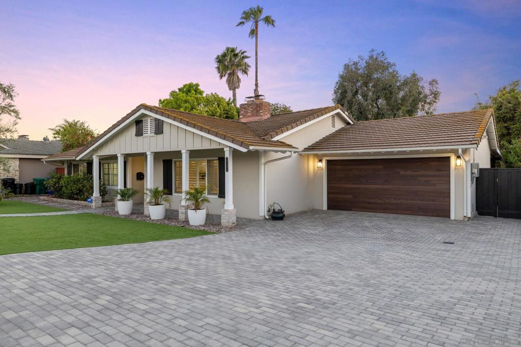 17268 Bernardo Oaks Dr