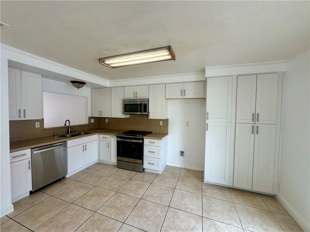 25885 Trabuco 304