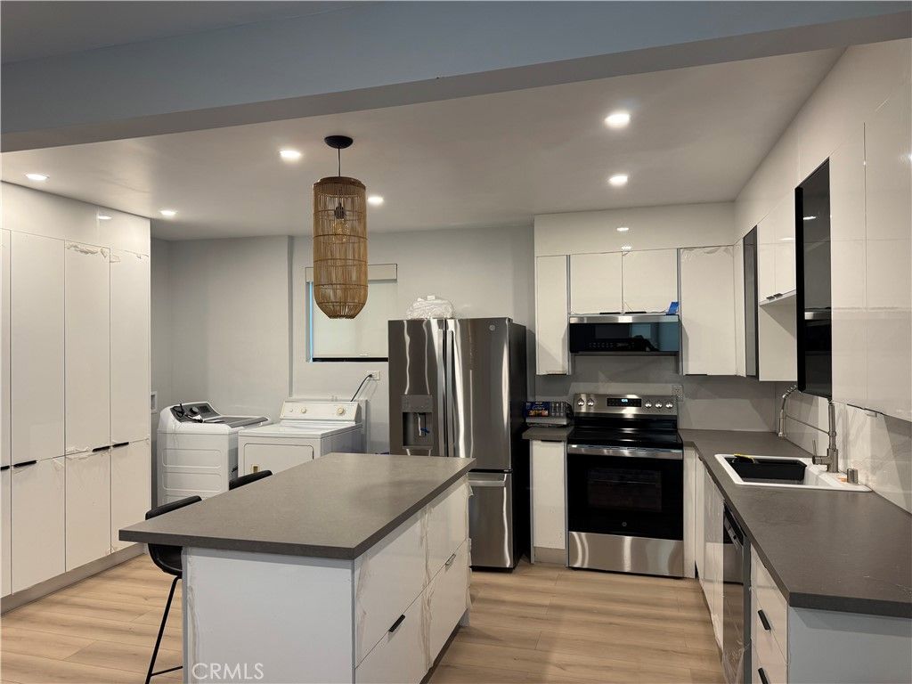 Photo of 600 Ocean Ave #B, Seal Beach, CA 90740 (MLS # PW26071966)