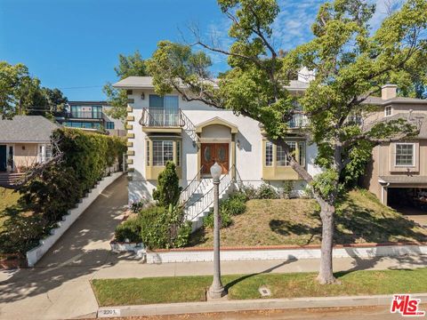 Photo of 2201 Hillsboro Avenue, Los Angeles, CA 90034 (MLS # 26682073)