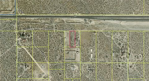 Photo of 138th St E & Avenue T-8, Pearblossom, CA 93553 (MLS # PF26093238)