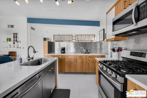 Tiny photo for 862 E Garden Road, Palm Springs, CA 92262 (MLS # 26985439PS)