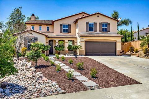 Photo of 17603 Fan Palm Ln, Riverside, CA 92503 (MLS # SR26093984)