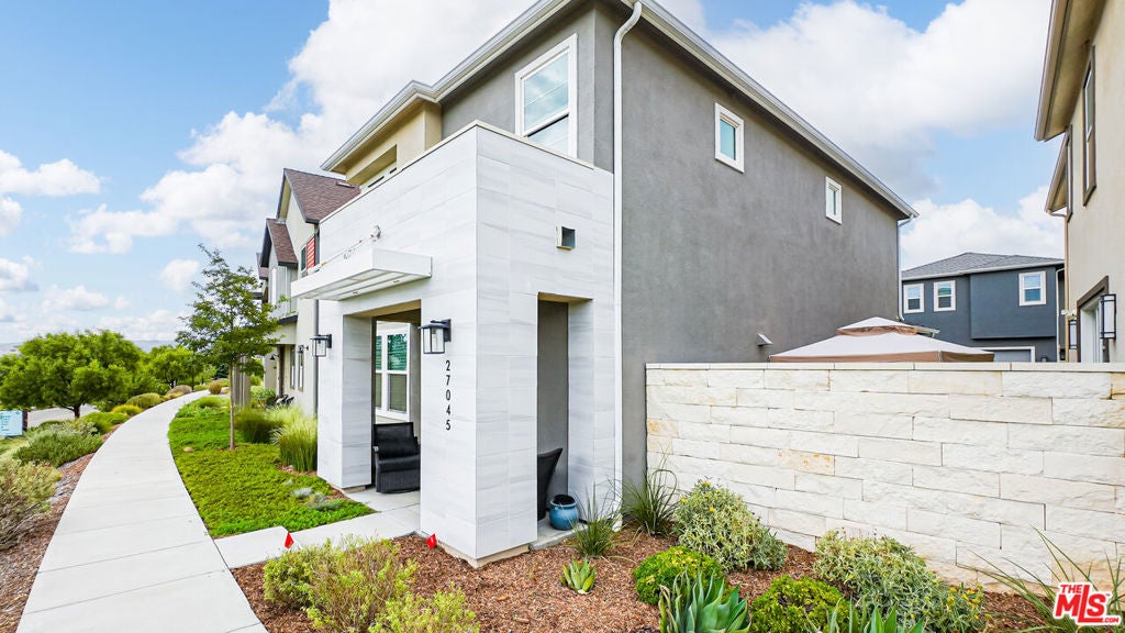 27045 Trail View Lane