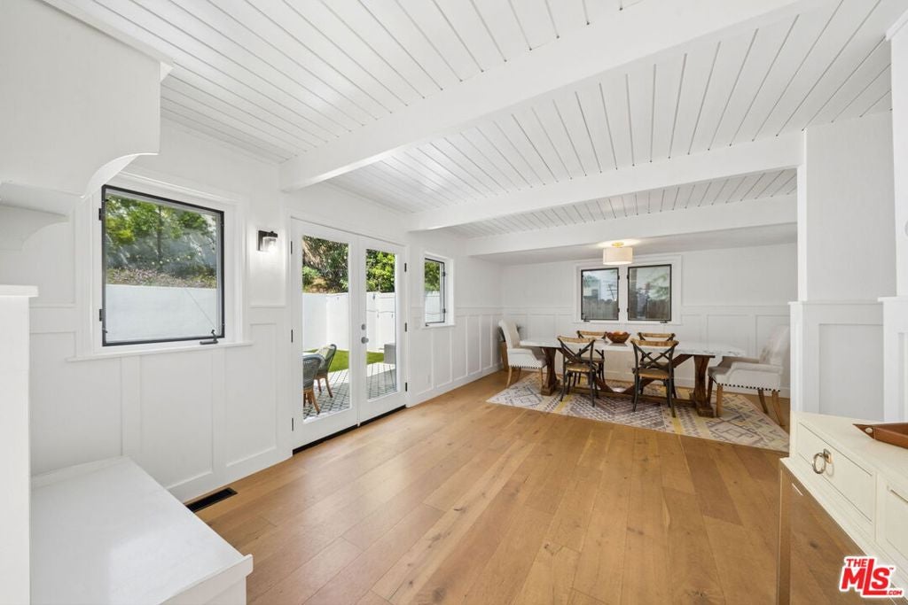 Properties 4 7727 W 82nd Street