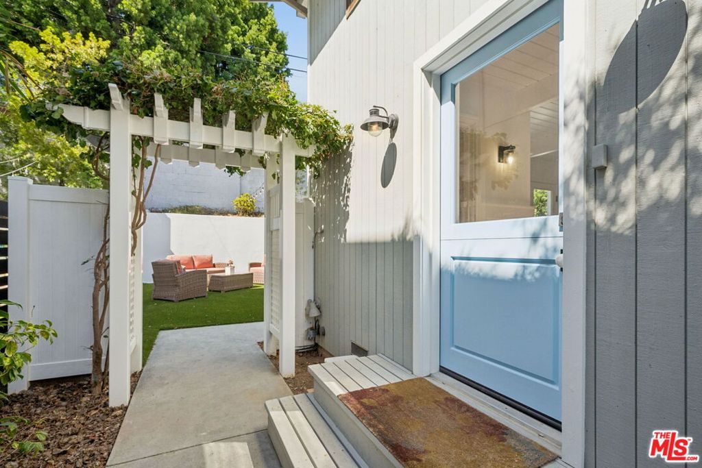 Properties 3 7727 W 82nd Street
