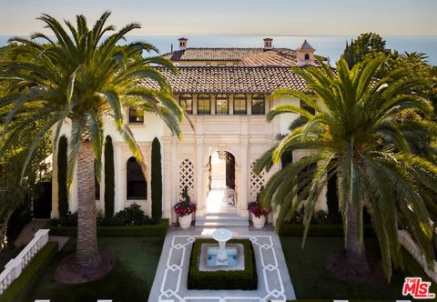 Photo of 6 Mystique, Newport Coast, CA 92657 (MLS # 25601715)