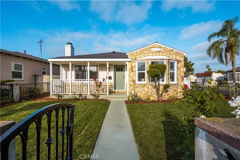 Photo of 501 S Pearl Ave, Compton, CA 90221 (MLS # WS26059520)