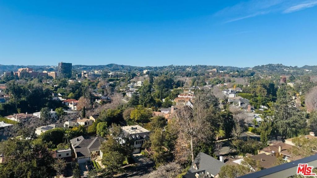 Photo of 10535 Wilshire Boulevard #1708, Los Angeles, CA 90024 (MLS # 25630115)