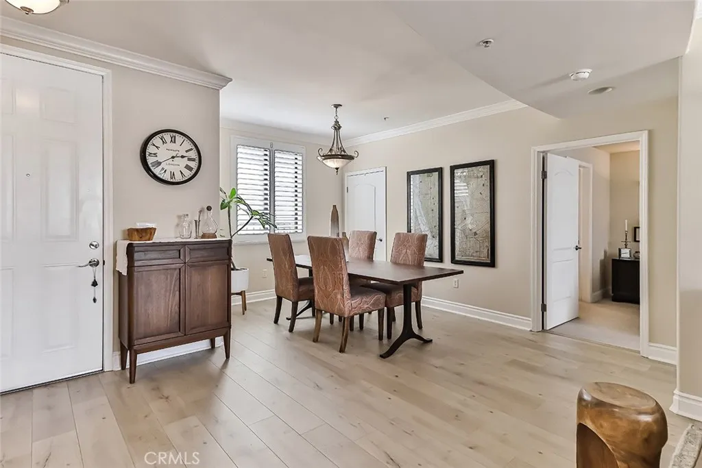 Sherman Oaks, California 91403, United States, 3 Bedrooms Bedrooms, ,2 BathroomsBathrooms,Residential,Active,108096