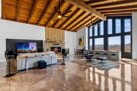 Photo of 6171 Del Rio Way, Yucca Valley, CA 92284 (MLS # 219149302PS)